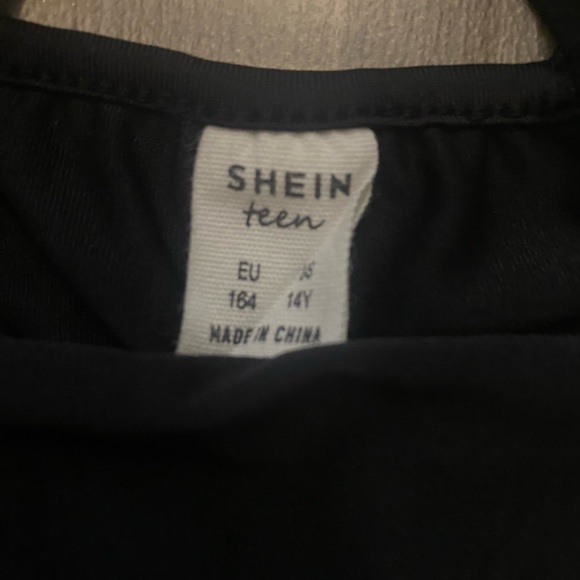 NWOT Girls Crossed Strapped Love Crop Top - SHEIN - Picture 2 of 3